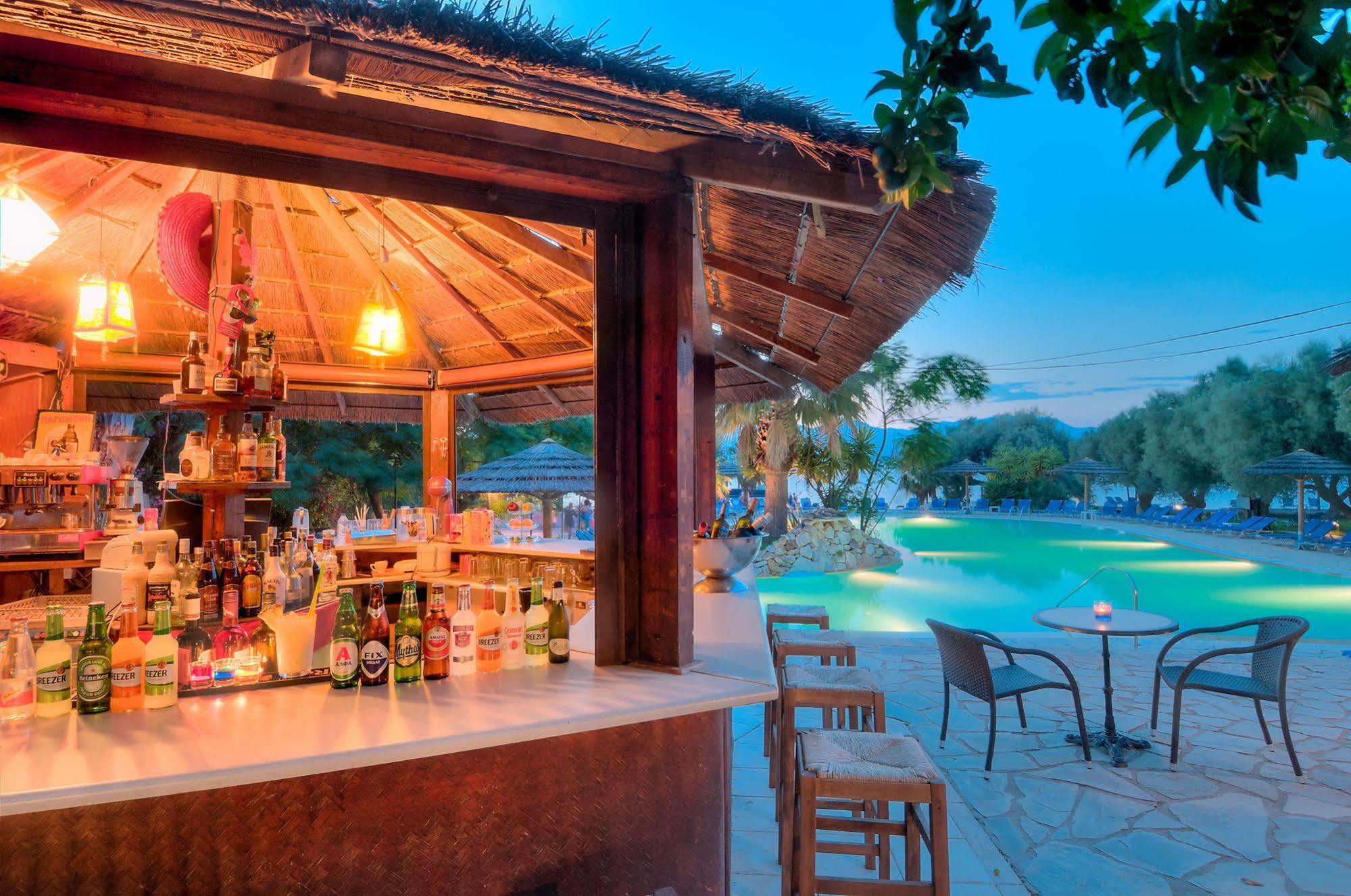 Florida Blue Bay Resort & Spa Psathopyrgos Ngoại thất bức ảnh